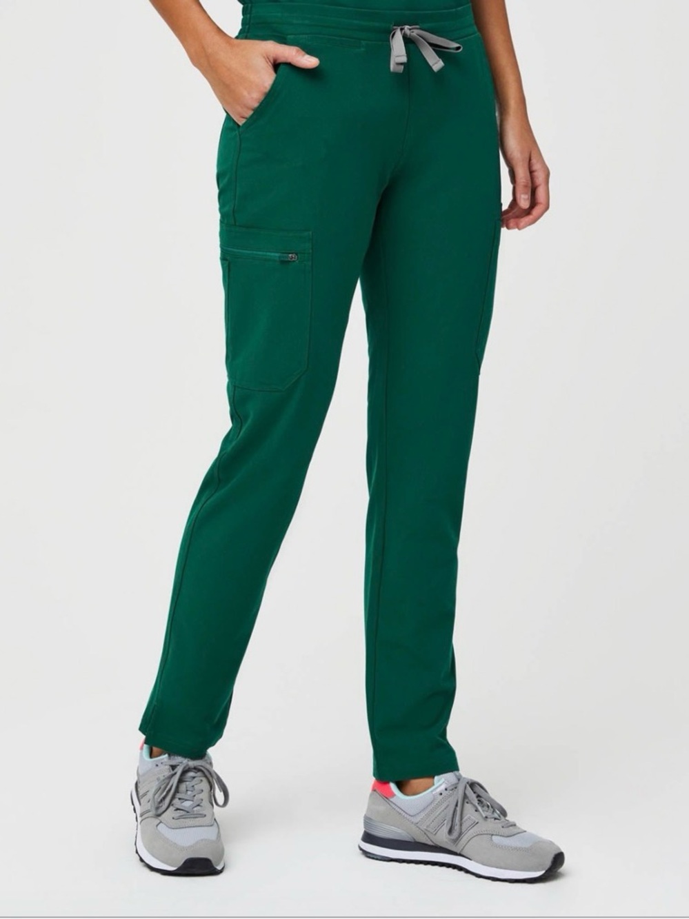 Hunter Green Yola™ - Petite Skinny Scrub Pants